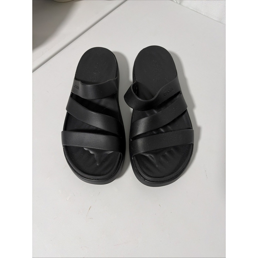 Crocs Getaway Strappy Sandals/Slides Black Women’s Size 7 Slip On, Summer, Comfy